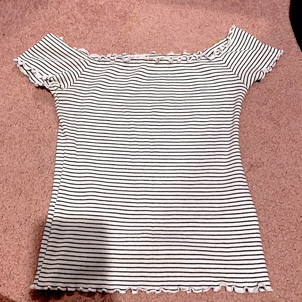 Off Shoulder Crop Top